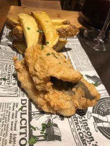 Crudo Bar: bacalao y chips
