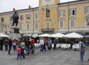 Parma: piazza garibaldi -ph Silvana Delfuoco